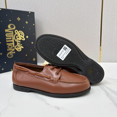 💋💍L 家新品 LOU*S VUITTO* 新品男士休闲双孔船鞋 面料采用进口反绒牛皮/蜡面牛皮打造 后跟烫压填 💋💍L 家新品 LOU*S VUITTO* 新品男士休闲双孔船鞋 面料采用进口反绒牛皮/蜡面牛皮打造 后跟烫压填