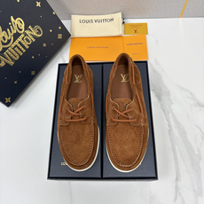 💋💍L 家新品 LOU*S VUITTO* 新品男士休闲双孔船鞋 面料采用进口反绒牛皮/蜡面牛皮打造 后跟烫压填 💋💍L 家新品 LOU*S VUITTO* 新品男士休闲双孔船鞋 面料采用进口反绒牛皮/蜡面牛皮打造 后跟烫压填