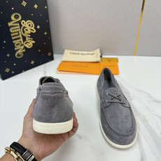 💋💍L 家新品 LOU*S VUITTO* 新品男士休闲双孔船鞋 面料采用进口反绒牛皮/蜡面牛皮打造 后跟烫压填 💋💍L 家新品 LOU*S VUITTO* 新品男士休闲双孔船鞋 面料采用进口反绒牛皮/蜡面牛皮打造 后跟烫压填