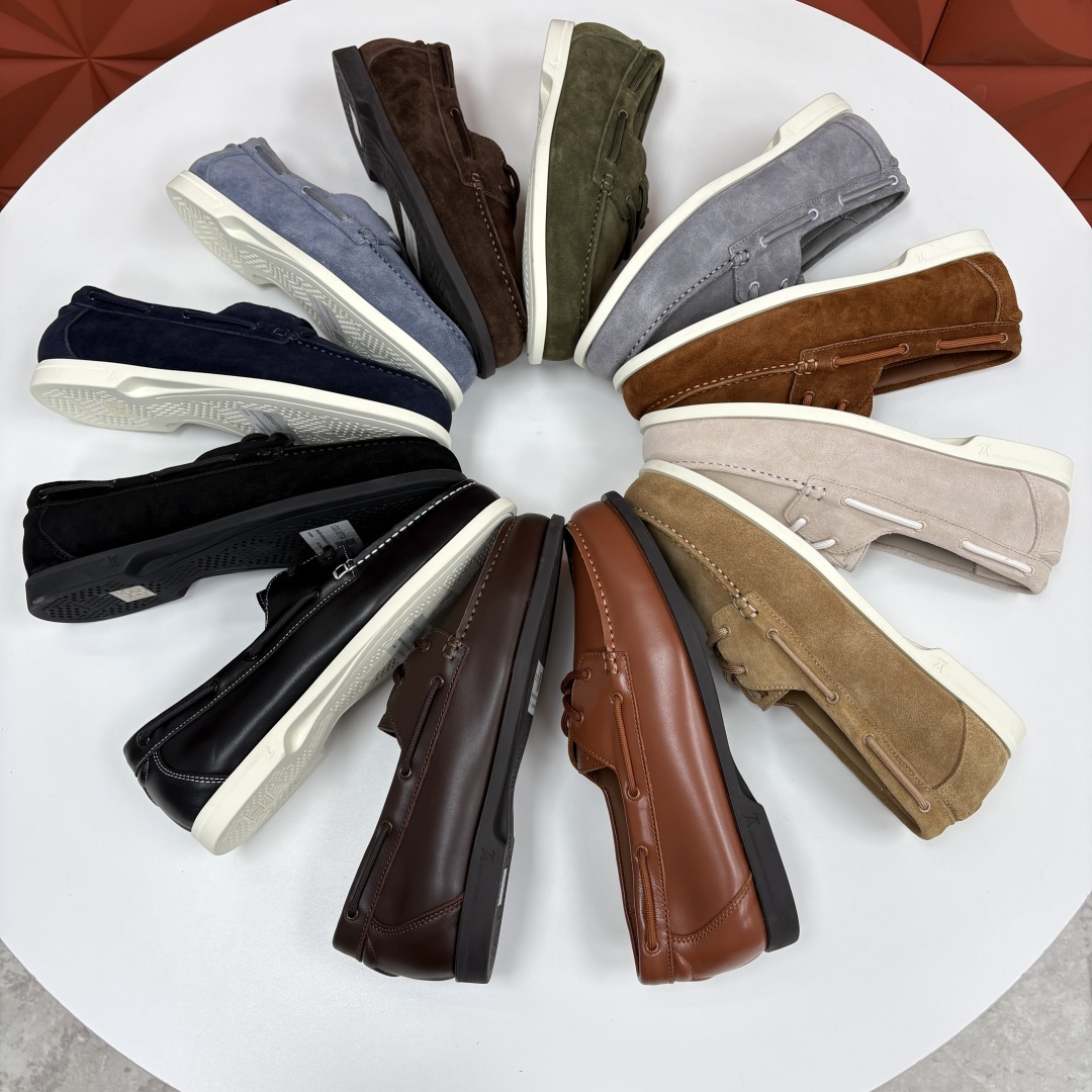 💋💍L 家新品 LOU*S VUITTO* 新品男士休闲双孔船鞋 面料采用进口反绒牛皮/蜡面牛皮打造 后跟烫压填 💋💍L 家新品 LOU*S VUITTO* 新品男士休闲双孔船鞋 面料采用进口反绒牛皮/蜡面牛皮打造 后跟烫压填