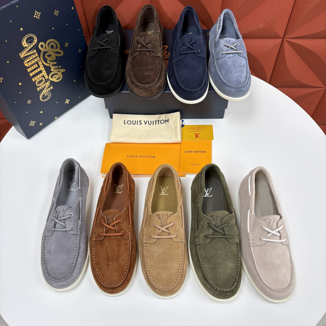 💋💍L 家新品 LOU*S VUITTO* 新品男士休闲双孔船鞋 面料采用进口反绒牛皮/蜡面牛皮打造 后跟烫压填 💋💍L 家新品 LOU*S VUITTO* 新品男士休闲双孔船鞋 面料采用进口反绒牛皮/蜡面牛皮打造 后跟烫压填