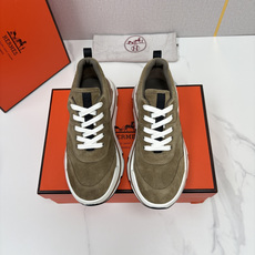 💋💍H家新品 Hermè* 爱马-仕 Katana男士运动鞋 官方8.650 采用纯色翻毛牛皮, 反毛皮拼网布 💋💍H家新品 Hermè* 爱马-仕 Katana男士运动鞋 官方8.650 采用纯色翻毛牛皮, 反毛皮拼网布