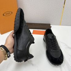 💋💍TOD*S/托德-斯 新品休闲运动板鞋 绒面皮革拼接蜡面牛皮/反毛皮拼布面/光面皮革系列运动鞋 本款运动鞋以绒面皮革 💋💍TOD*S/托德-斯 新品休闲运动板鞋 绒面皮革拼接蜡面牛皮/反毛皮拼布面/光面皮革系列运动鞋 本款运动鞋以绒面皮革