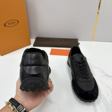 💋💍TOD*S/托德-斯 新品休闲运动板鞋 绒面皮革拼接蜡面牛皮/反毛皮拼布面/光面皮革系列运动鞋 本款运动鞋以绒面皮革 💋💍TOD*S/托德-斯 新品休闲运动板鞋 绒面皮革拼接蜡面牛皮/反毛皮拼布面/光面皮革系列运动鞋 本款运动鞋以绒面皮革