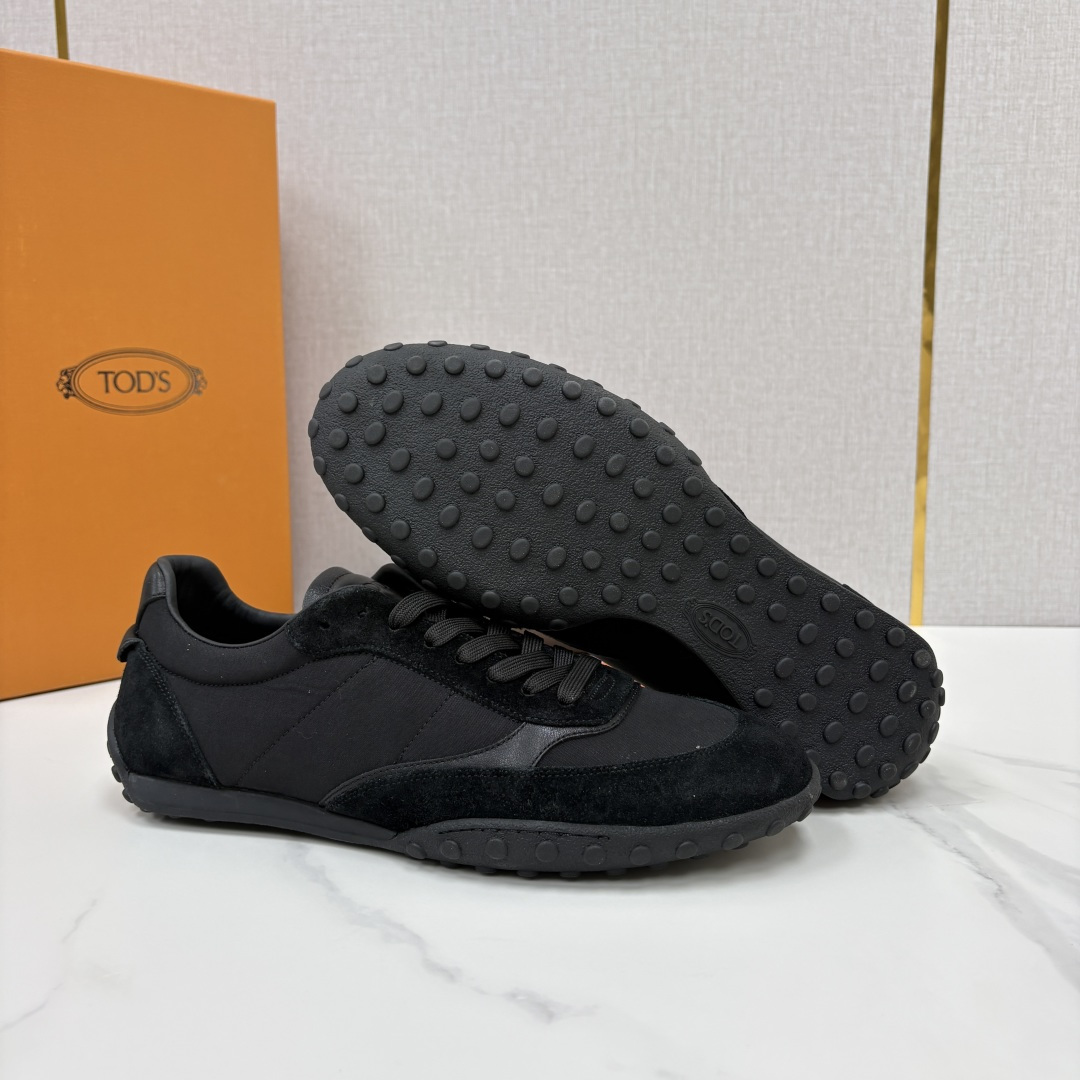 💋💍TOD*S/托德-斯 新品休闲运动板鞋 绒面皮革拼接蜡面牛皮/反毛皮拼布面/光面皮革系列运动鞋 本款运动鞋以绒面皮革 💋💍TOD*S/托德-斯 新品休闲运动板鞋 绒面皮革拼接蜡面牛皮/反毛皮拼布面/光面皮革系列运动鞋 本款运动鞋以绒面皮革