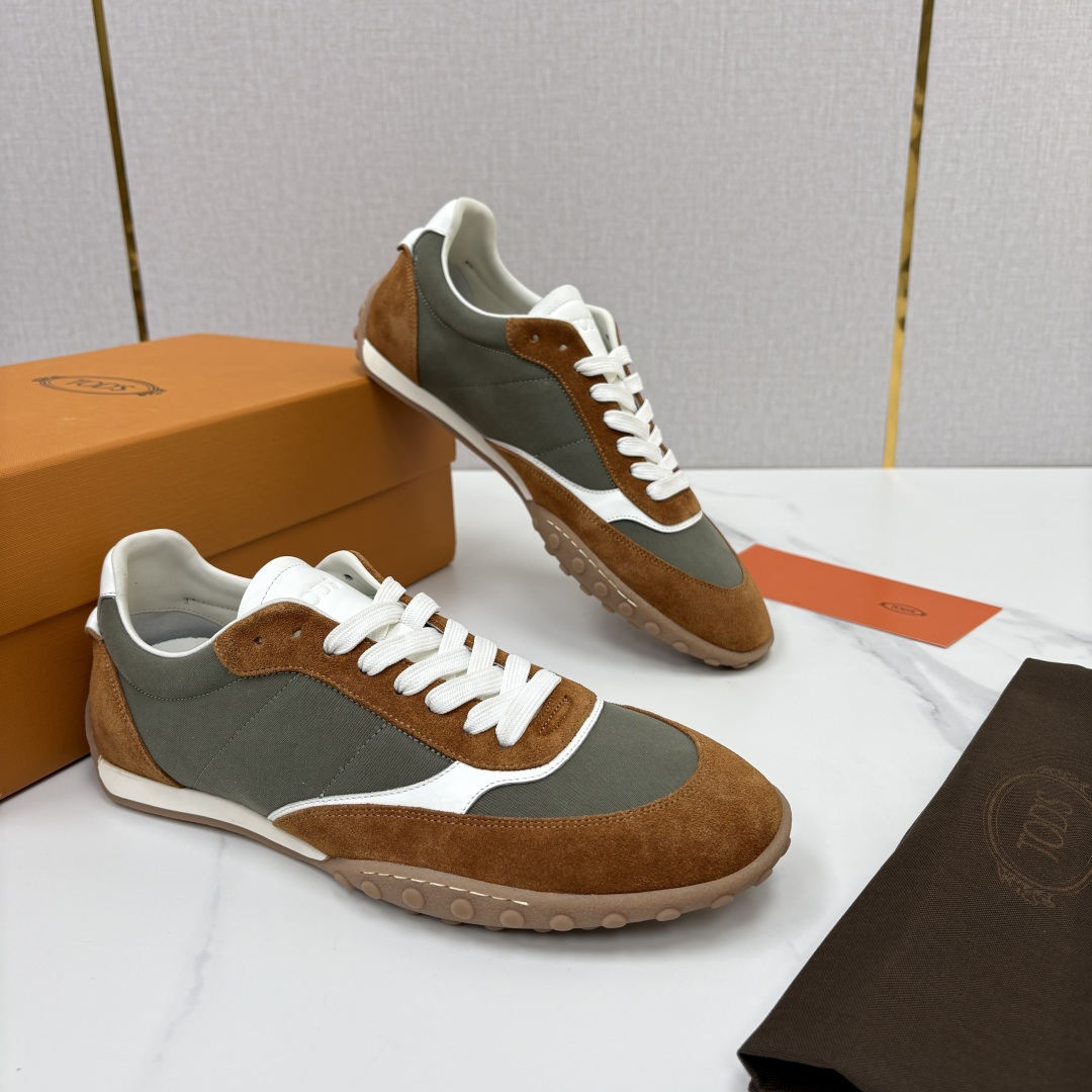 💋💍TOD*S/托德-斯 新品休闲运动板鞋 绒面皮革拼接蜡面牛皮/反毛皮拼布面/光面皮革系列运动鞋 本款运动鞋以绒面皮革 💋💍TOD*S/托德-斯 新品休闲运动板鞋 绒面皮革拼接蜡面牛皮/反毛皮拼布面/光面皮革系列运动鞋 本款运动鞋以绒面皮革