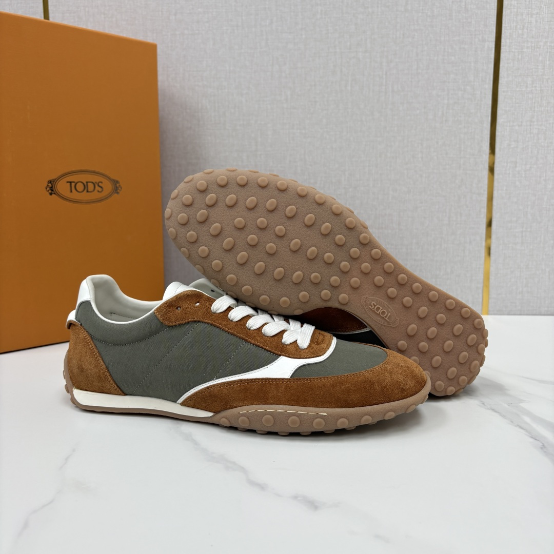 💋💍TOD*S/托德-斯 新品休闲运动板鞋 绒面皮革拼接蜡面牛皮/反毛皮拼布面/光面皮革系列运动鞋 本款运动鞋以绒面皮革 💋💍TOD*S/托德-斯 新品休闲运动板鞋 绒面皮革拼接蜡面牛皮/反毛皮拼布面/光面皮革系列运动鞋 本款运动鞋以绒面皮革
