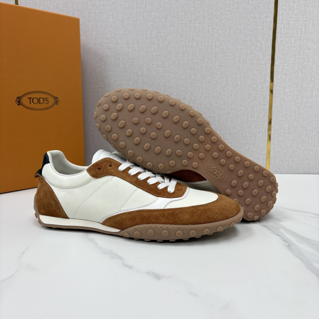 💋💍TOD*S/托德-斯 新品休闲运动板鞋 绒面皮革拼接蜡面牛皮/反毛皮拼布面/光面皮革系列运动鞋 本款运动鞋以绒面皮革 💋💍TOD*S/托德-斯 新品休闲运动板鞋 绒面皮革拼接蜡面牛皮/反毛皮拼布面/光面皮革系列运动鞋 本款运动鞋以绒面皮革