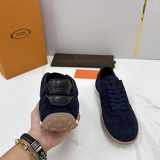 💋💍TOD*S/托德-斯 新品休闲运动板鞋 绒面皮革拼接蜡面牛皮/反毛皮拼布面/光面皮革系列运动鞋 本款运动鞋以绒面皮革 💋💍TOD*S/托德-斯 新品休闲运动板鞋 绒面皮革拼接蜡面牛皮/反毛皮拼布面/光面皮革系列运动鞋 本款运动鞋以绒面皮革