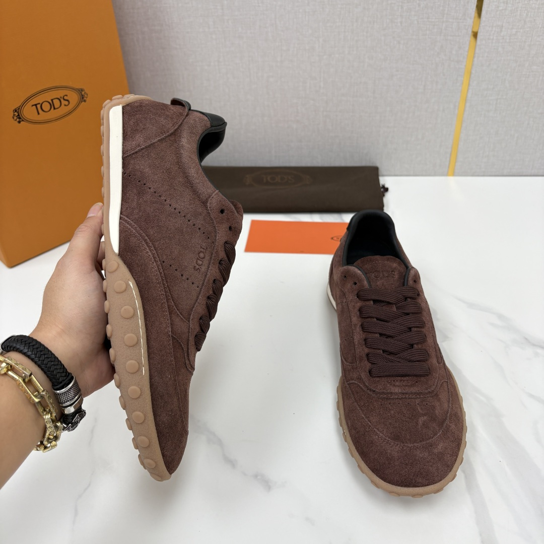 💋💍TOD*S/托德-斯 新品休闲运动板鞋 绒面皮革拼接蜡面牛皮/反毛皮拼布面/光面皮革系列运动鞋 本款运动鞋以绒面皮革 💋💍TOD*S/托德-斯 新品休闲运动板鞋 绒面皮革拼接蜡面牛皮/反毛皮拼布面/光面皮革系列运动鞋 本款运动鞋以绒面皮革