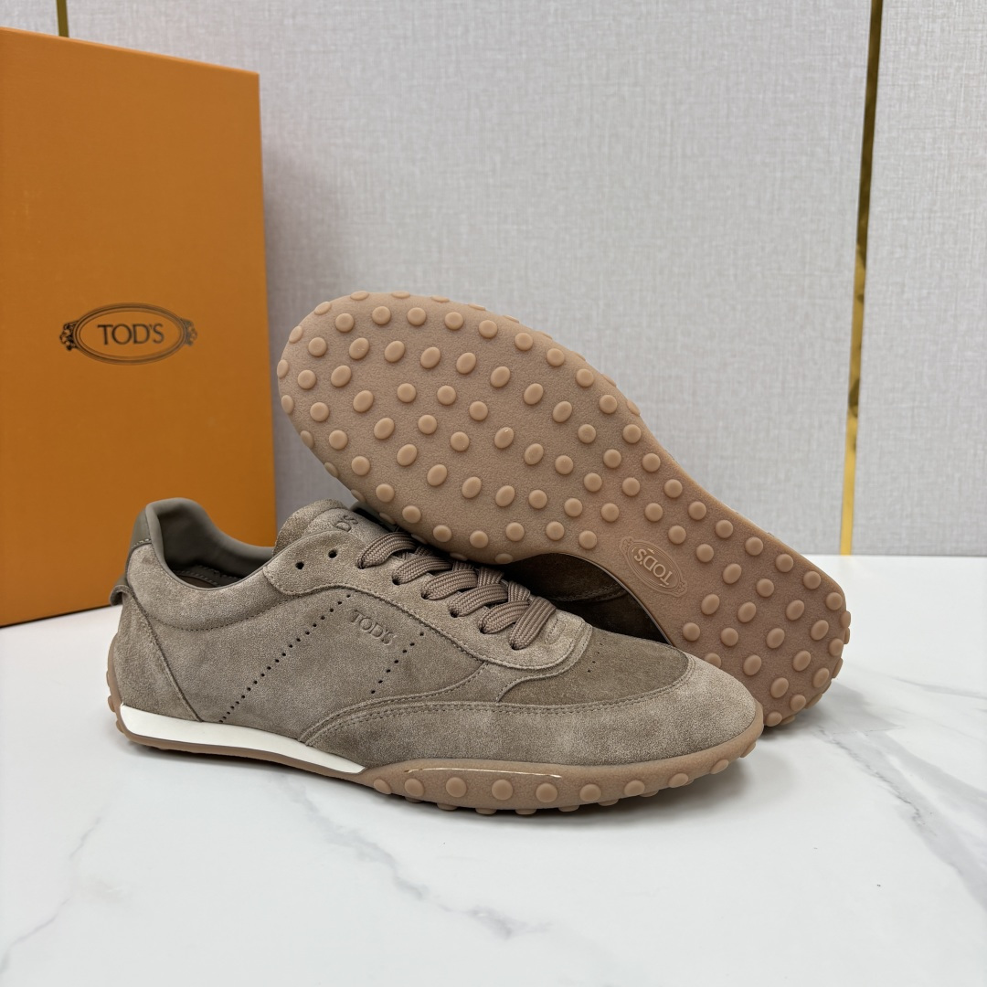 💋💍TOD*S/托德-斯 新品休闲运动板鞋 绒面皮革拼接蜡面牛皮/反毛皮拼布面/光面皮革系列运动鞋 本款运动鞋以绒面皮革 💋💍TOD*S/托德-斯 新品休闲运动板鞋 绒面皮革拼接蜡面牛皮/反毛皮拼布面/光面皮革系列运动鞋 本款运动鞋以绒面皮革