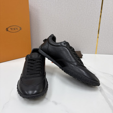 💋💍TOD*S/托德-斯 新品休闲运动板鞋 绒面皮革拼接蜡面牛皮/反毛皮拼布面/光面皮革系列运动鞋 本款运动鞋以绒面皮革 💋💍TOD*S/托德-斯 新品休闲运动板鞋 绒面皮革拼接蜡面牛皮/反毛皮拼布面/光面皮革系列运动鞋 本款运动鞋以绒面皮革