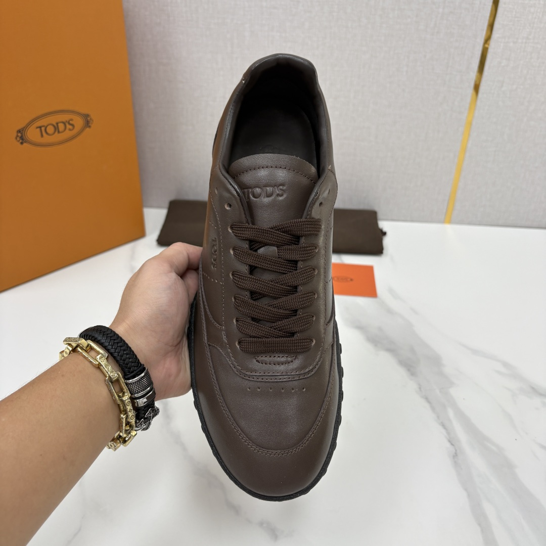 💋💍TOD*S/托德-斯 新品休闲运动板鞋 绒面皮革拼接蜡面牛皮/反毛皮拼布面/光面皮革系列运动鞋 本款运动鞋以绒面皮革 💋💍TOD*S/托德-斯 新品休闲运动板鞋 绒面皮革拼接蜡面牛皮/反毛皮拼布面/光面皮革系列运动鞋 本款运动鞋以绒面皮革