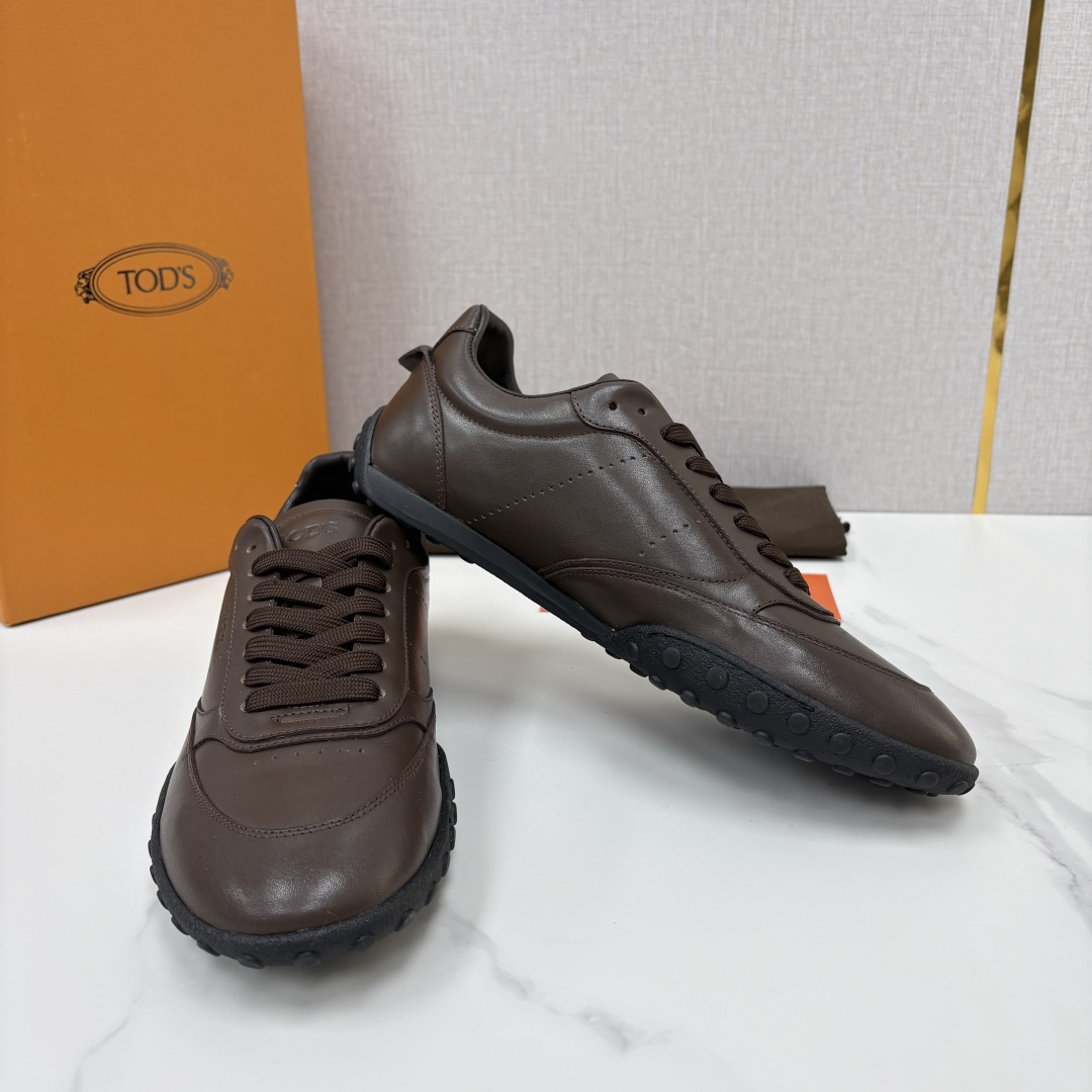 💋💍TOD*S/托德-斯 新品休闲运动板鞋 绒面皮革拼接蜡面牛皮/反毛皮拼布面/光面皮革系列运动鞋 本款运动鞋以绒面皮革 💋💍TOD*S/托德-斯 新品休闲运动板鞋 绒面皮革拼接蜡面牛皮/反毛皮拼布面/光面皮革系列运动鞋 本款运动鞋以绒面皮革