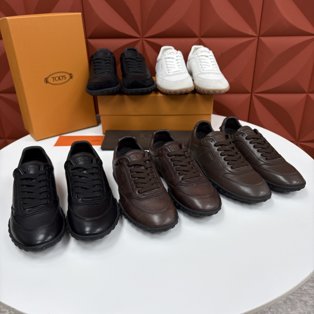 💋💍TOD*S/托德-斯 新品休闲运动板鞋 绒面皮革拼接蜡面牛皮/反毛皮拼布面/光面皮革系列运动鞋 本款运动鞋以绒面皮革 💋💍TOD*S/托德-斯 新品休闲运动板鞋 绒面皮革拼接蜡面牛皮/反毛皮拼布面/光面皮革系列运动鞋 本款运动鞋以绒面皮革