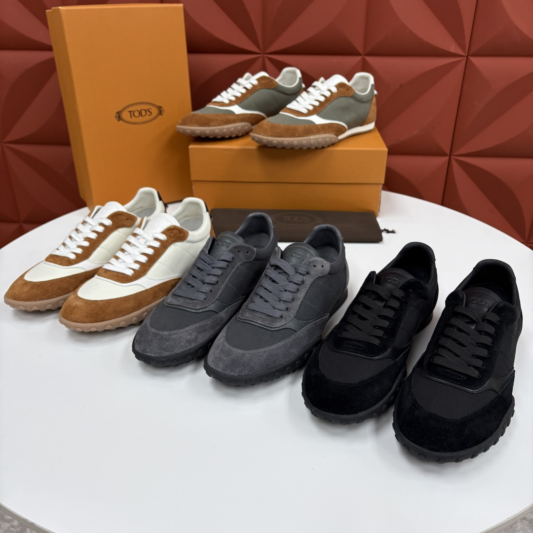 💋💍TOD*S/托德-斯 新品休闲运动板鞋 绒面皮革拼接蜡面牛皮/反毛皮拼布面/光面皮革系列运动鞋 本款运动鞋以绒面皮革 💋💍TOD*S/托德-斯 新品休闲运动板鞋 绒面皮革拼接蜡面牛皮/反毛皮拼布面/光面皮革系列运动鞋 本款运动鞋以绒面皮革
