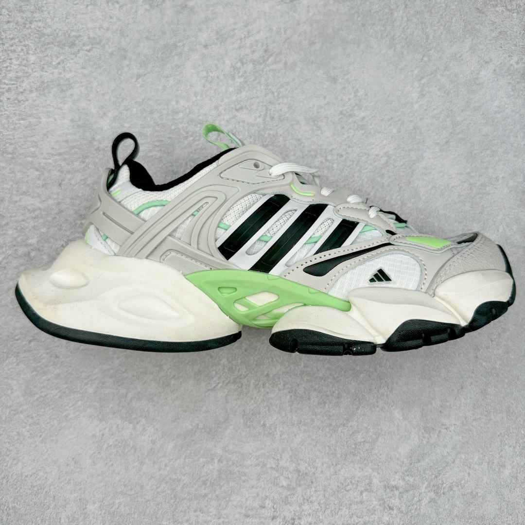 【龙洋专供】 🈴集合

#S版公司级  💰220AD XLG Runner Deluxe跑步者豪华版系列低帮厚底增高老爹风复古缓震休闲运动慢跑鞋 自从阿迪达斯和巴黎世家合作后，没少出双方联名的平替。结果根据最新情报，阿迪现在已经把手伸到了巴家爆款3XL的身上，新鞋Xlg Runner Deluxe实物曝光，emm，鞋款整体一眼丁真是巴黎世家Track＋3XL大底的缝合怪版本，要不是鞋侧明晃晃的adidas三道杠Logo，估计各位看了都得蒙。这波不能说是完全复制巴黎世家，但也多少有点借鉴的味道了。新鞋基本就是在阿迪经典”Climacool“鞋款的基础上，升级了Boots大底以及加入了”巴味“设计元素...
尺码：36 36⅔ 37⅓ 38 38⅔ 39⅓ 40 40⅔ 41⅓ 42 42⅔ 43⅓ 44 44⅔ 45 