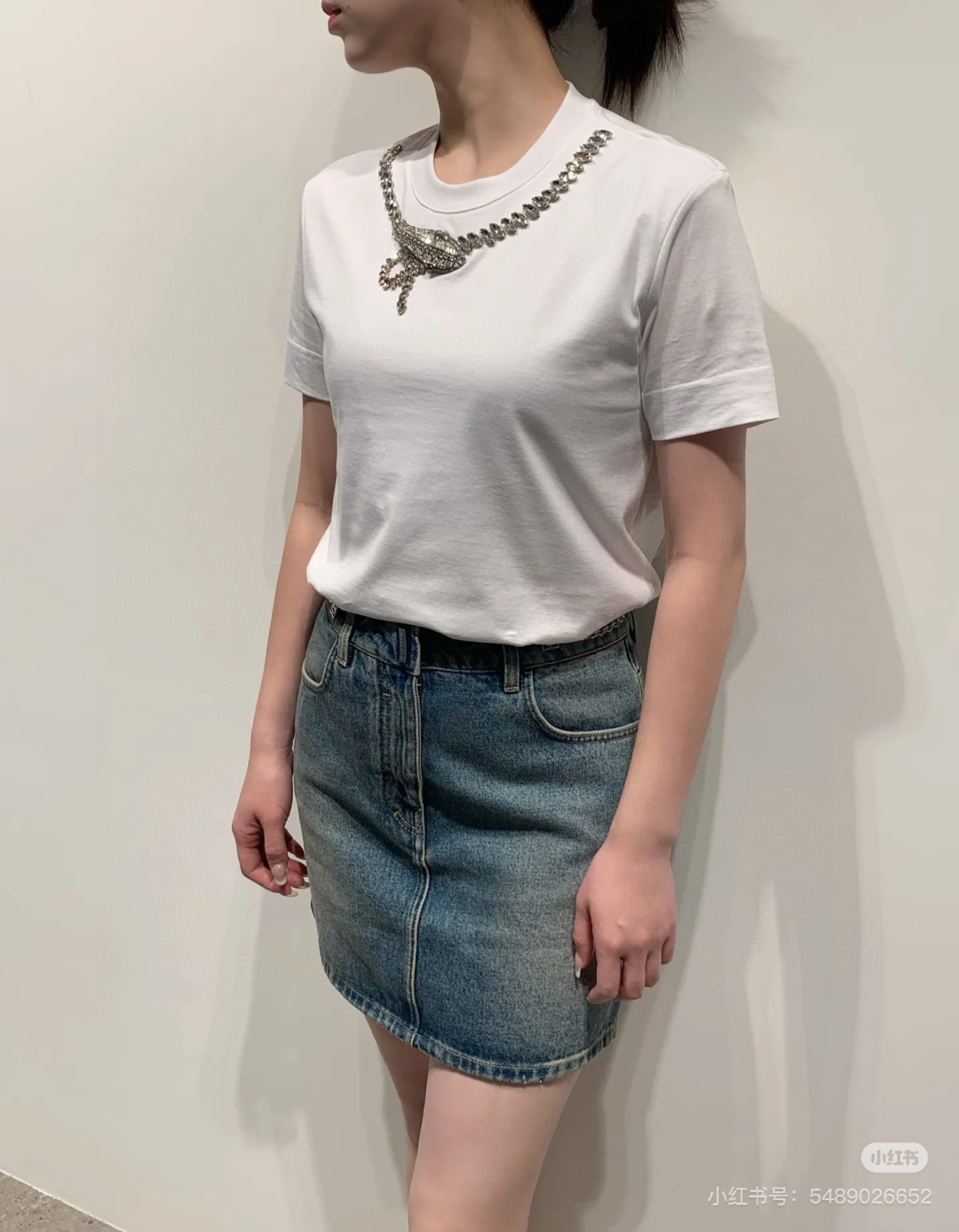“Crystal Drill Tee: Heavy-working Hand-sewn Design with Super Bright Eyes” - 图片 5