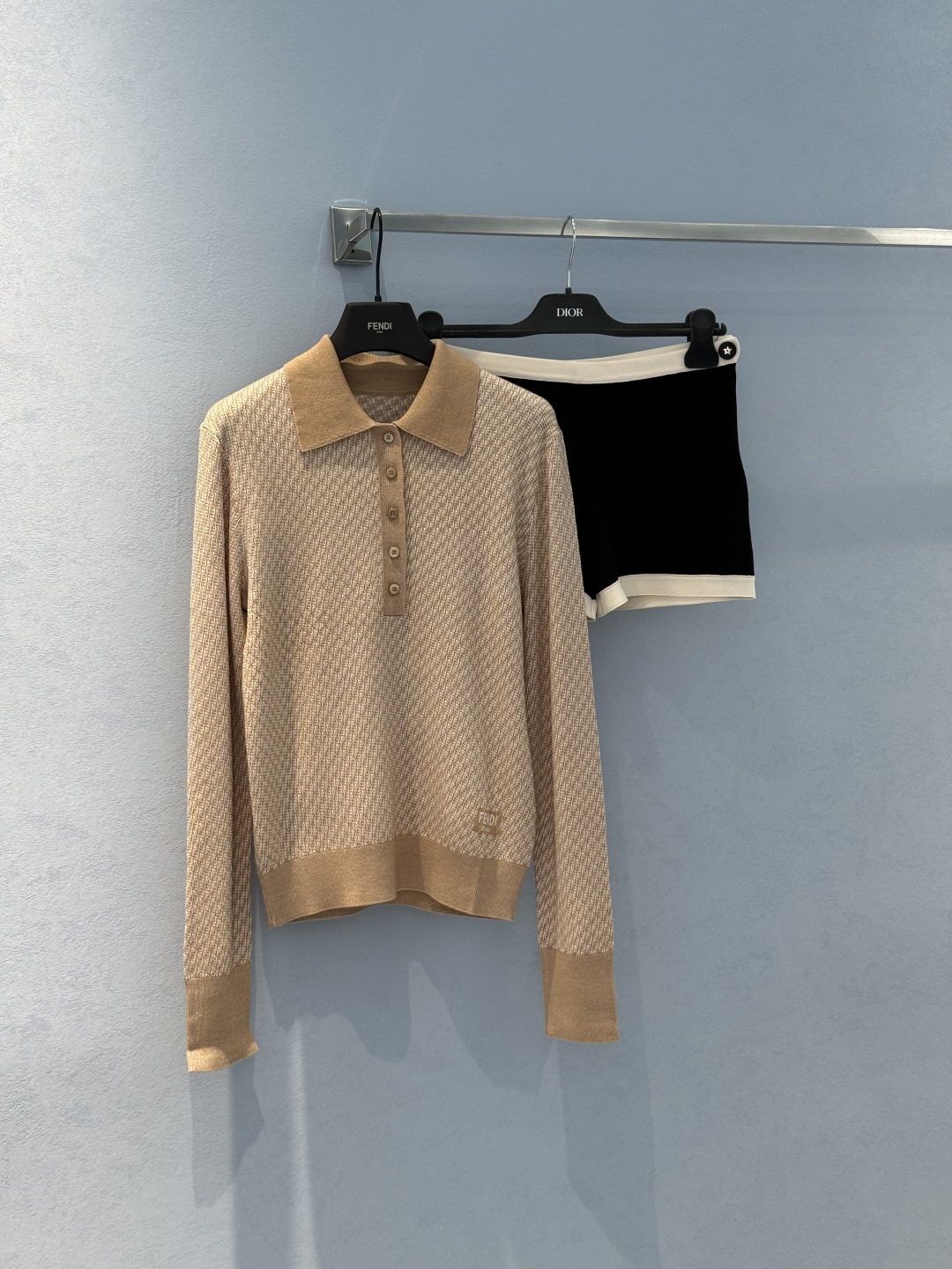 FENDI Gold Thread Logo Sheep Wool Long Sleeve Top 2 cmp i1746815177694 3298 0 0