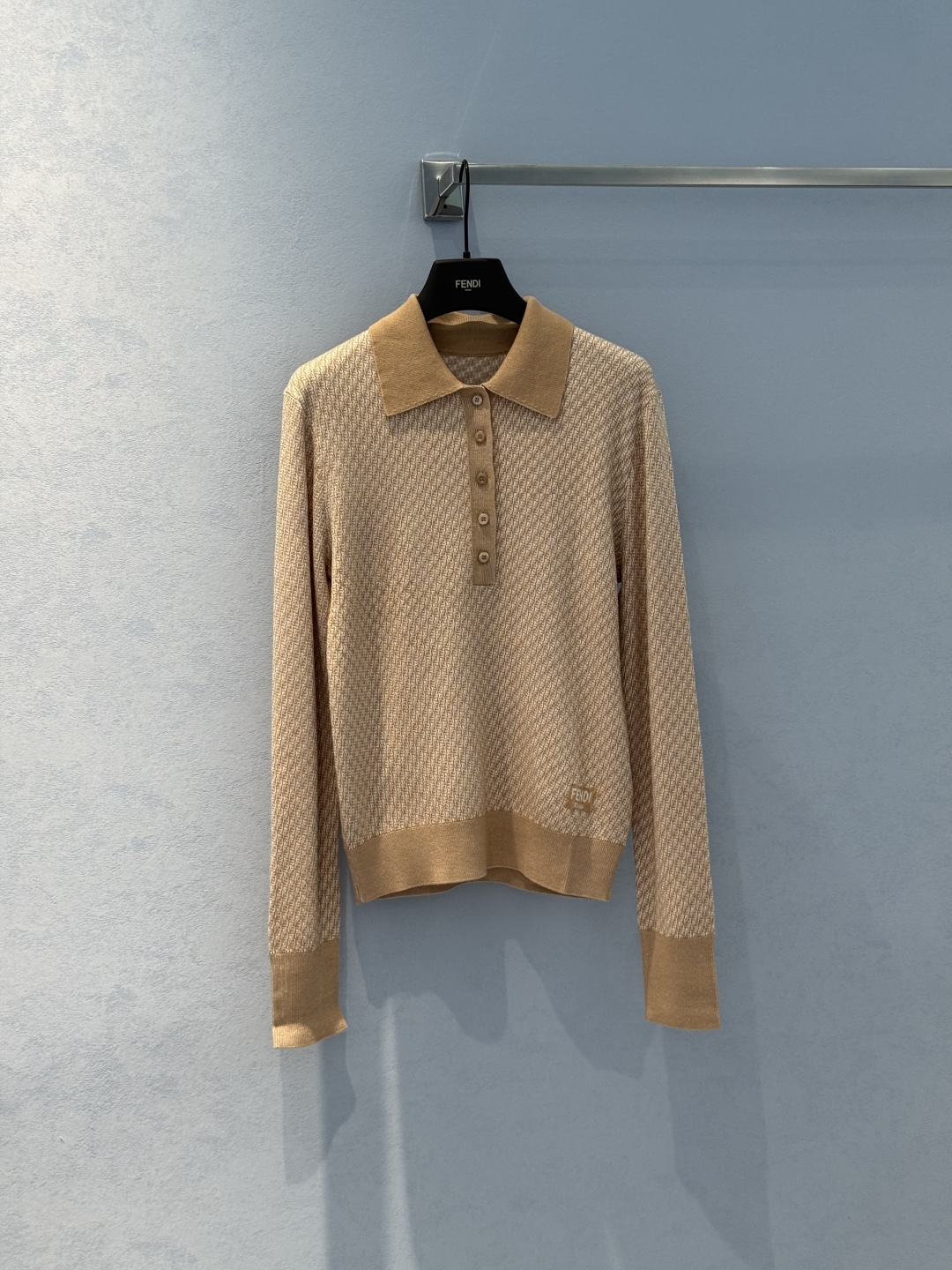 FENDI Gold Thread Logo Sheep Wool Long Sleeve Top 4 cmp i1746815182706 5533 0 2