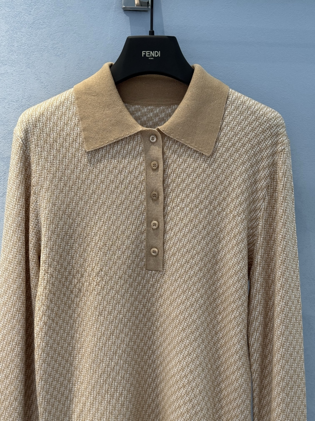 FENDI Gold Thread Logo Sheep Wool Long Sleeve Top 5 cmp i1746815183524 5320 0 3
