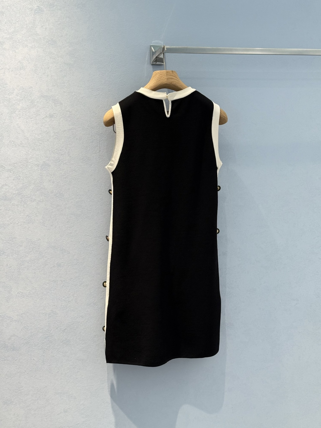 DIOR Black & White Knit Vest Dress with Star Button Detail - Chic & Stylish 3 cmp i1747242400490 1279 0 1