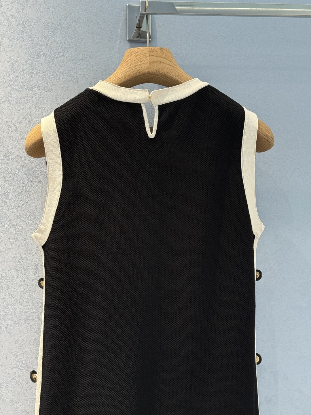 DIOR Black & White Knit Vest Dress with Star Button Detail - Chic & Stylish 9 cmp i1747242474245 5881 0 9