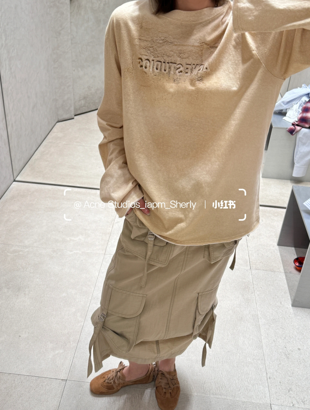 “AcneStudio Unveils 25 New MidSummer Collection for Men and Women” - 图片 3