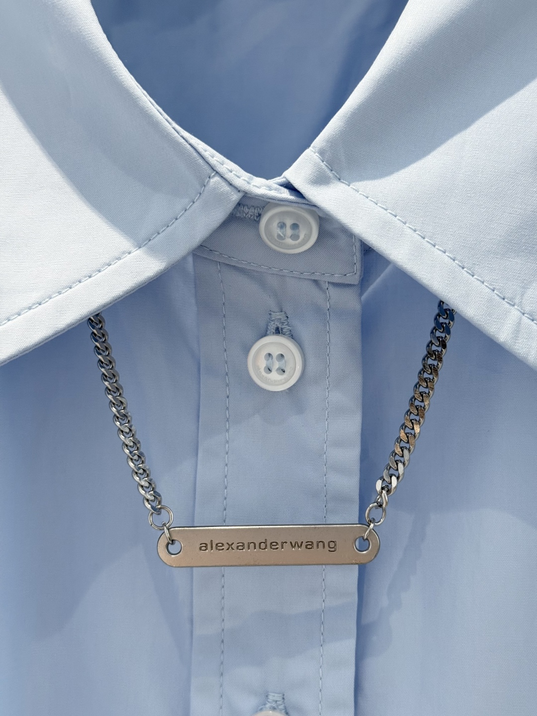 Stylish Women’s Suit with Branded Necklace-Free Shirt: Comfortable, Chic, and Versatile - 图片 5