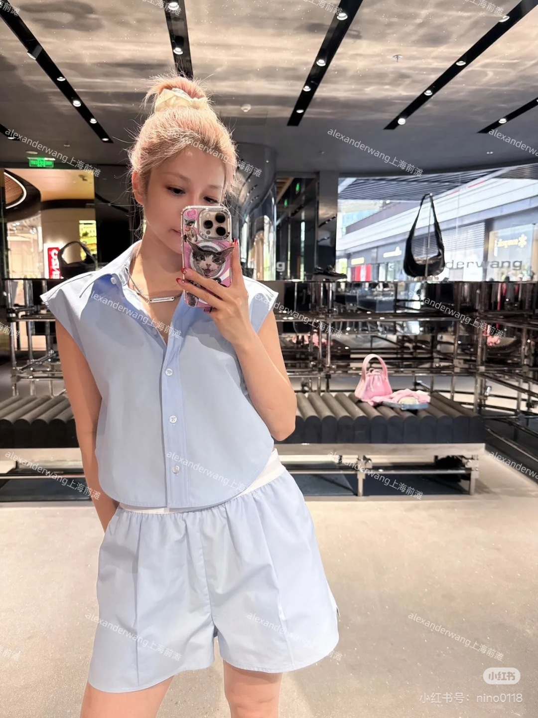 Stylish Necklace-Free Shirts: Cozy and Unique Cotton Designs for Summer - 图片 3