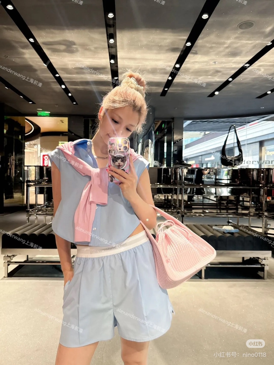 Stylish Necklace-Free Shirts: Cozy and Unique Cotton Designs for Summer - 图片 4