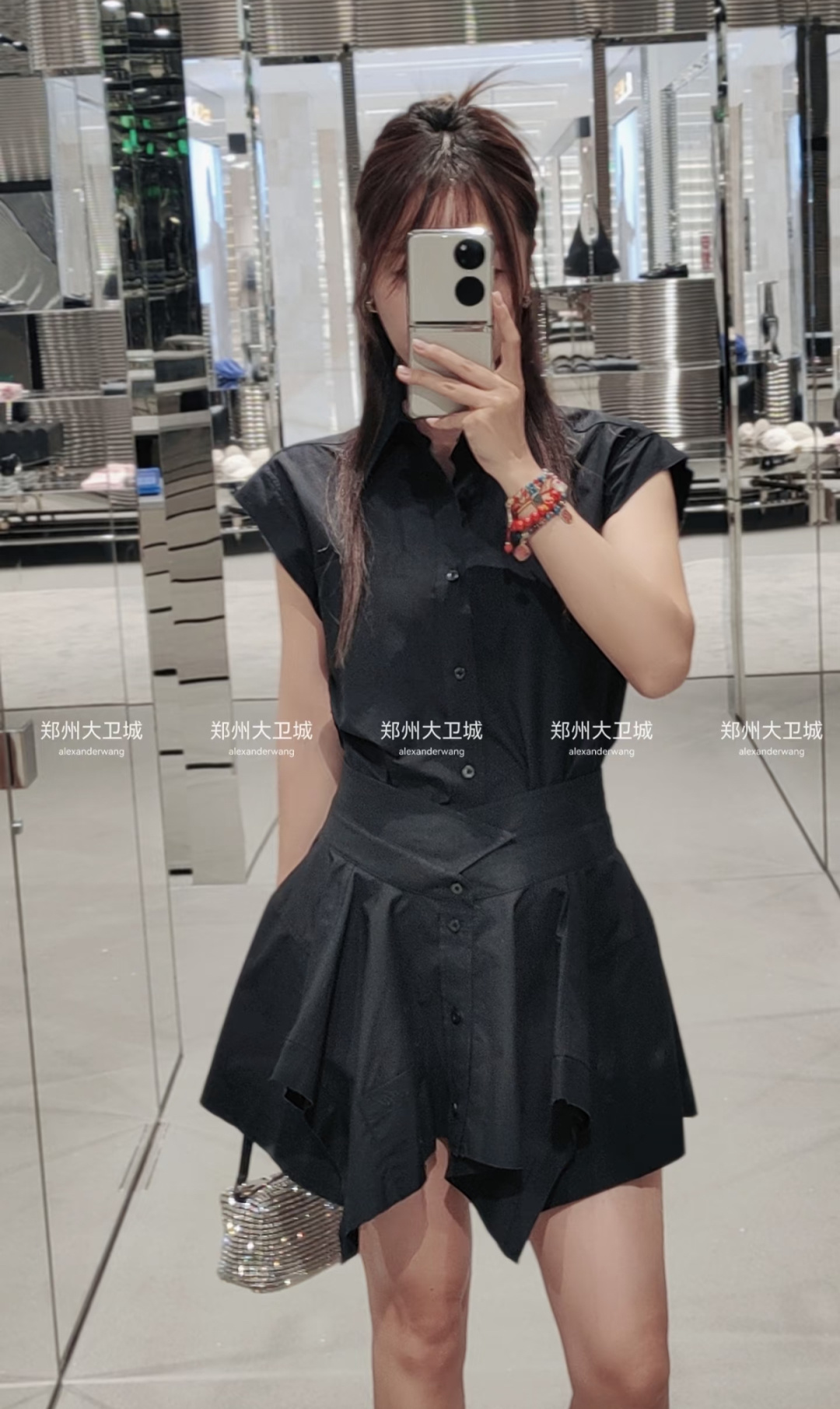 “Unique Cotton Design: Alexanderwan’s Stylish Recreation and Leisure Wear Collection”