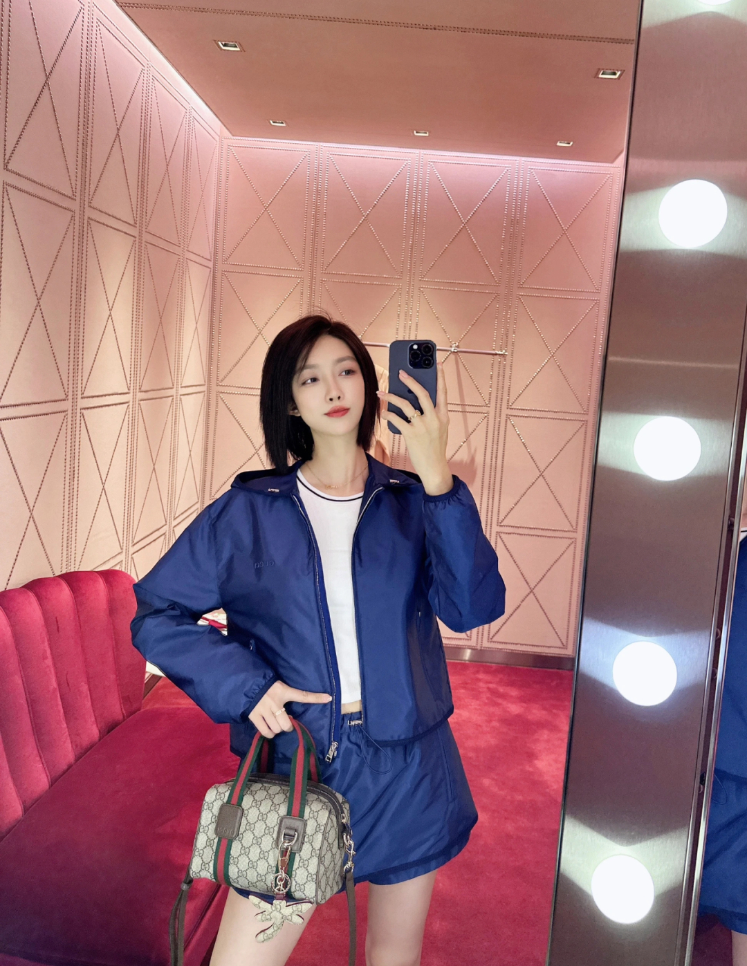 Gucci’s New Badge: Nylon Material with Silk Sense, Windproof and Waterproof Coats - 图片 3