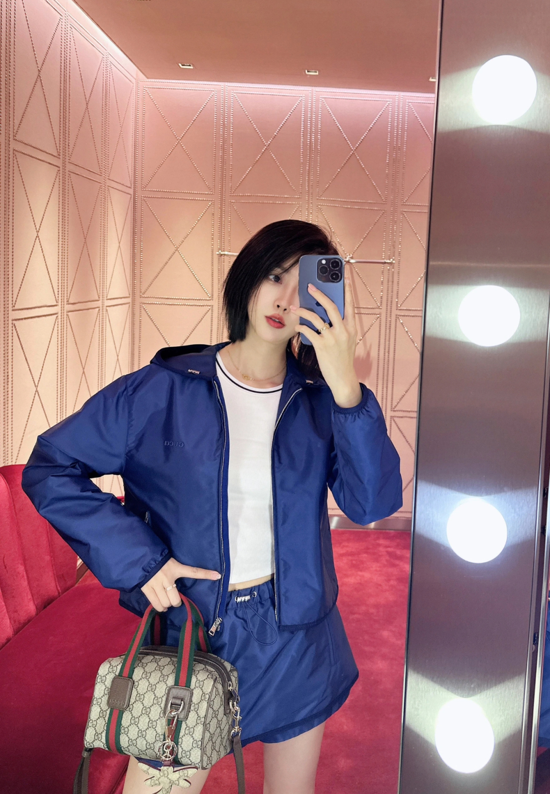 Gucci’s New Badge: Nylon Material with Silk Sense, Windproof and Waterproof Coats - 图片 4