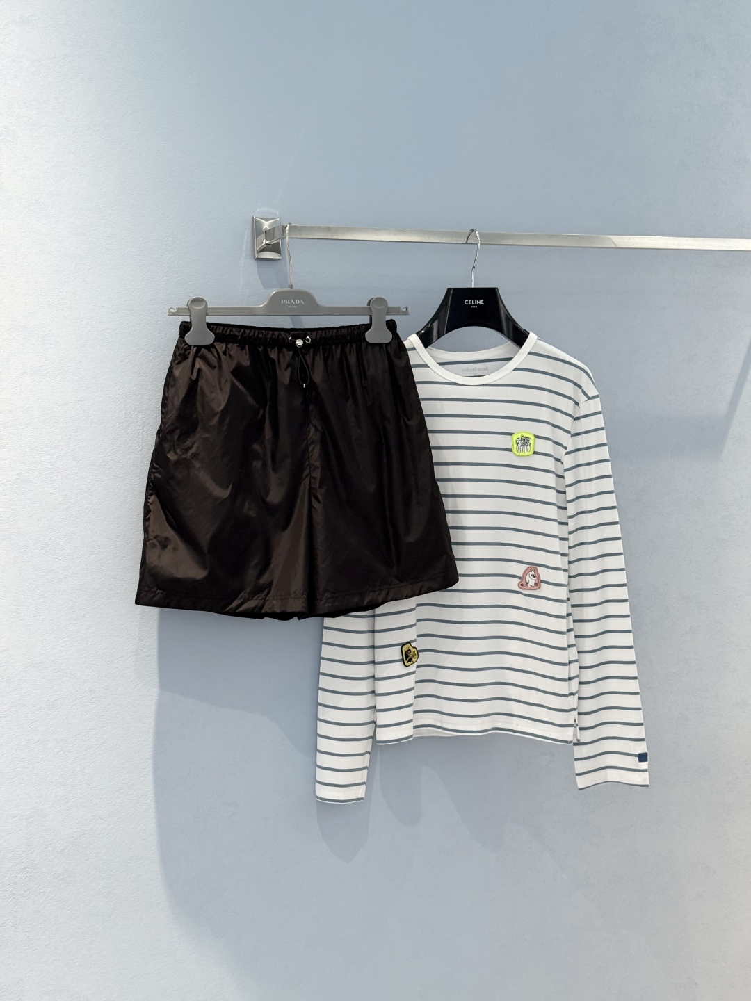 Stylish P736 Woman: Versatile Nylon Shorts for Fashionable Looks - 图片 1