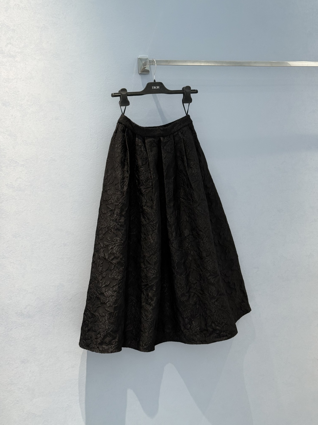Elegant Floral Pleated Midi Skirt - High-Waisted A-Line Design 4 cmp i1754017162310 3171 0 2