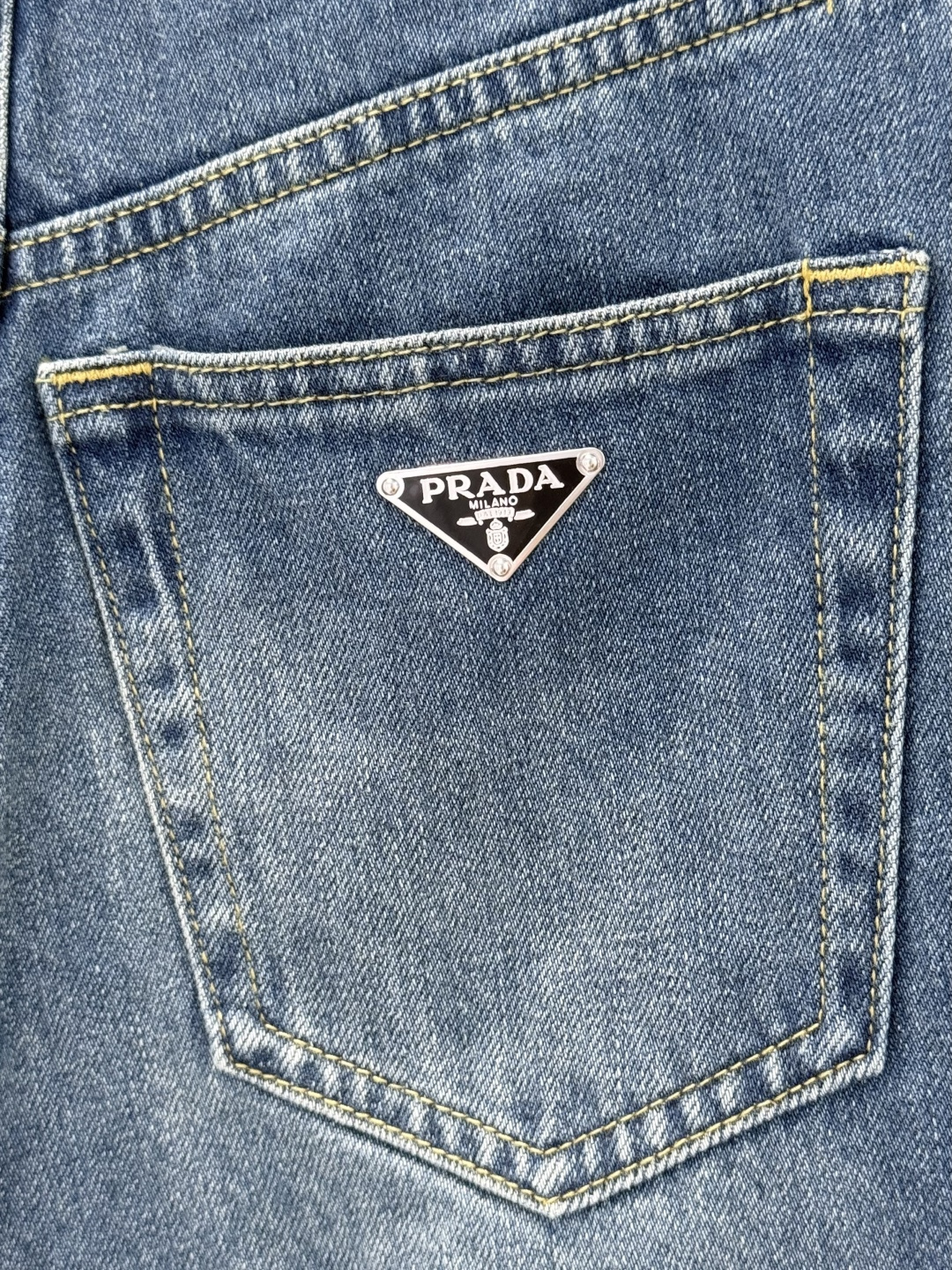 High-Quality Prad*p60new Dress with Perfect Triangulation and Cotton Material - 图片 5