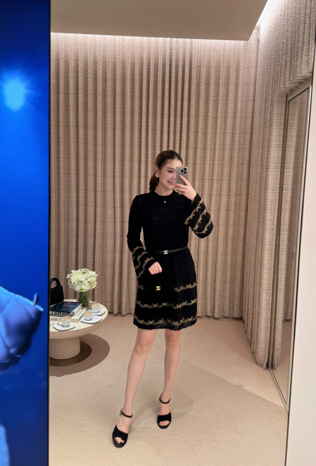 Elegant Knitted Long Sleeve Dress with Gold Thread and Rhinestone Detail