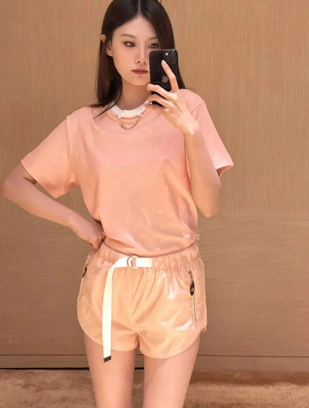 “Classic Brand Nylon Sports Shorts: 100% Cotton, High-Quality Hardware, Exclusive Summer Version” - 图片 1