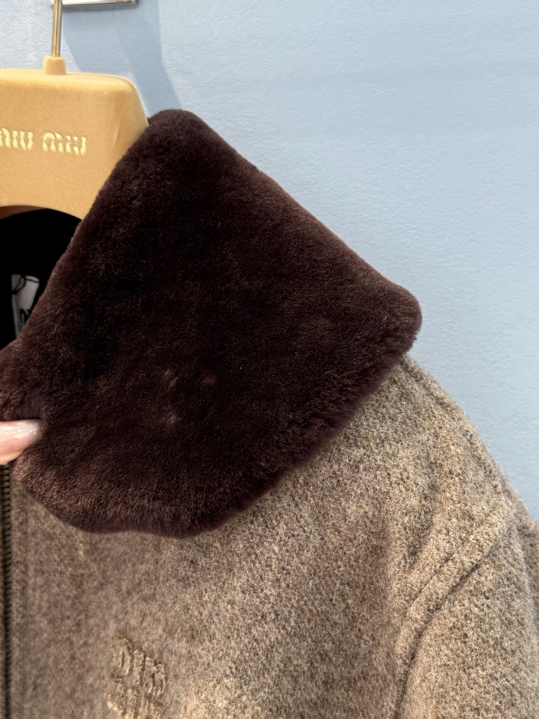 Miu Miu Shearling Zip-Up Jacket: Unisex Loose Fit, Embroidered Logo 7 cmp i1756271005410 1797 0 5