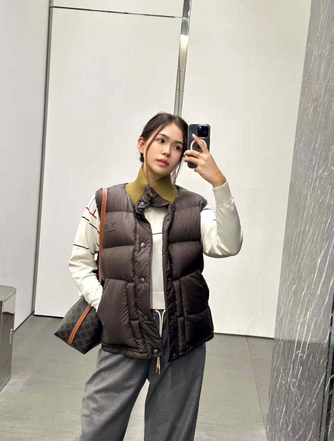 Celine Inspired Puffer Vest: Stylish & Warm Fall Essential 8 cmp i1757613732585 8570 0 7