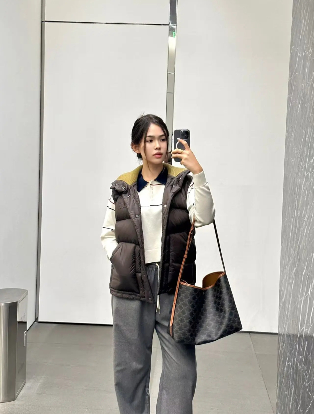 Celine Inspired Puffer Vest: Stylish & Warm Fall Essential 9 cmp i1757613732586 846 0 8