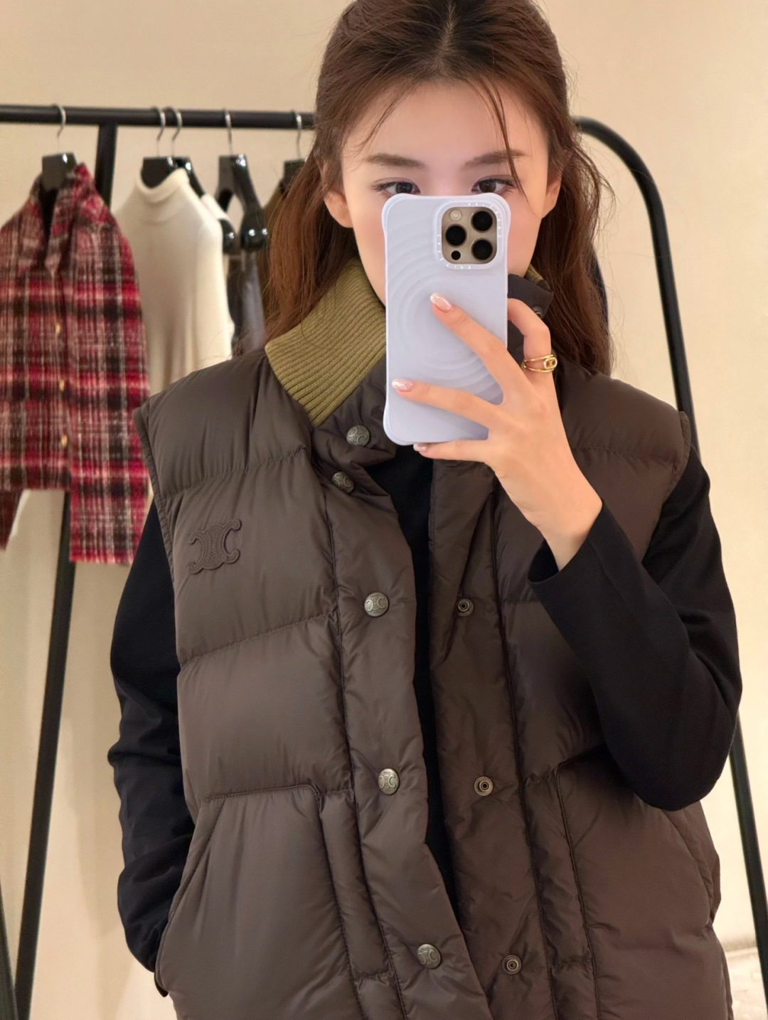 Celine Inspired Puffer Vest: Stylish & Warm Fall Essential 2 cmp i1757613732588 7231 0 1