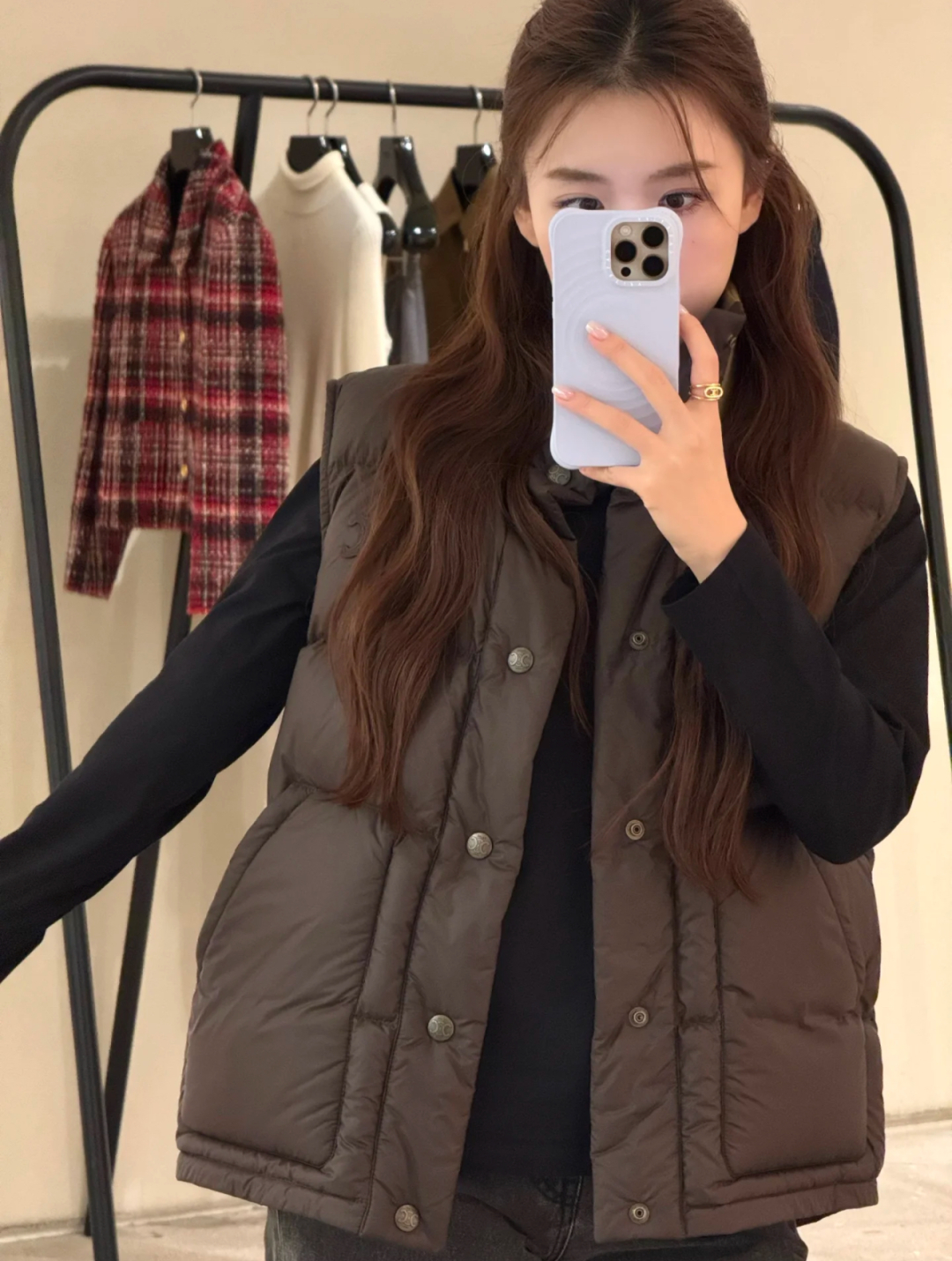 Celine Inspired Puffer Vest: Stylish & Warm Fall Essential 1 cmp i1757613734721 8622 0 0