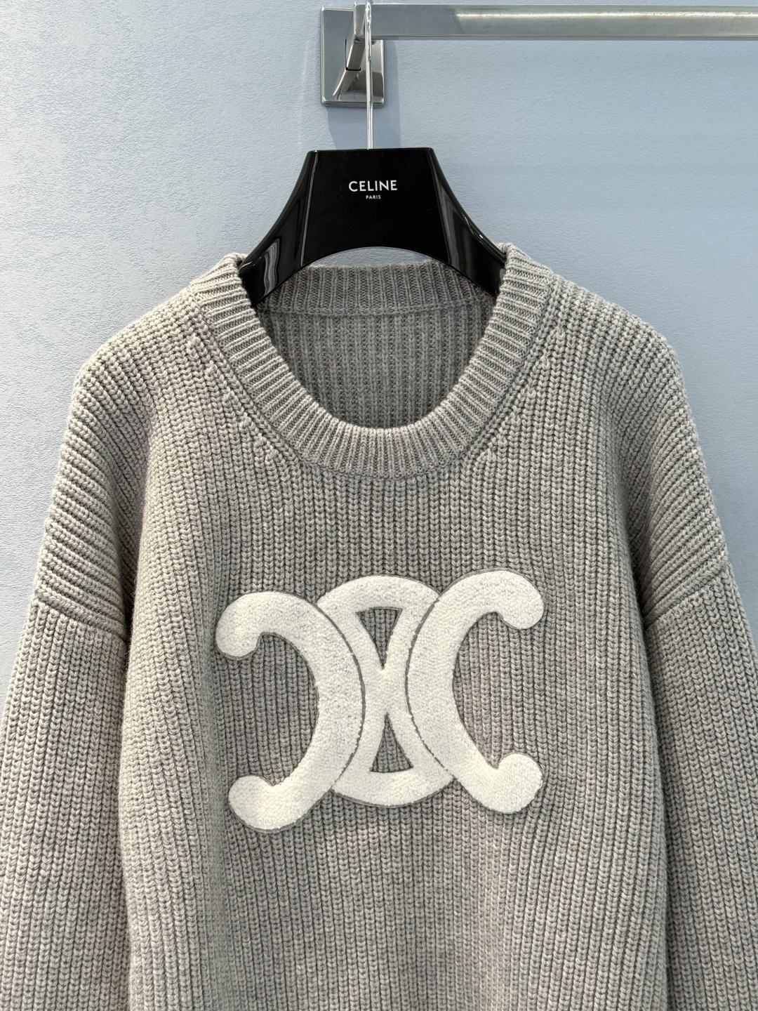 Celine Triomphe Logo Wool Sweater: Soft, Comfortable, and Stylish 5 cmp i1759656946537 1896 0 3