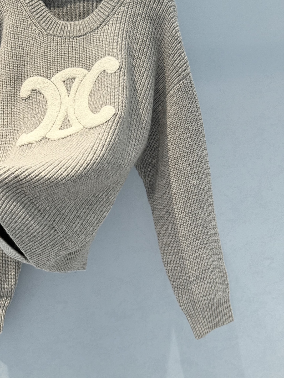 Celine Triomphe Logo Wool Sweater: Soft, Comfortable, and Stylish 9 cmp i1759656946537 4505 0 7