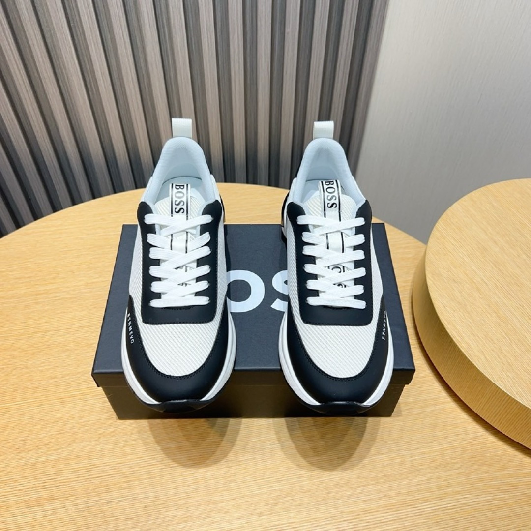 NO:273544,Factory [Boss] New Men's Sports Shoes, the new models of famous sports brands are grandly launched, shipped with luxury high-end design, original custom fabric made of upper (sheepskin footbed) The laminated design The upper has clear lines and a lightweight rubber outsole. Light luxury style, the upper is breathable and not stuffy, simple and atmospheric, comfortable and fashionable on the feet. Size38-44 (45 custom made without return and exchange),, sneakers, sheepskin19860909工厂【Boss】新款男仕运动鞋 知名运动品牌新款隆重上市 以奢华高端设计出货 鞋面原版定制布料制作（羊皮垫脚） 叠层设计鞋面线条感层次分明,轻质橡胶大底.轻奢风格,鞋面透气不闷脚,简约大气,上脚舒适富有潮流感.Size38-44（45定做不退换）,,sneakers,sheepskin,Men's shoes