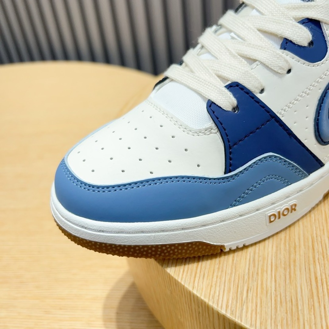 Dior CD Icon Leather Sneakers for Men, Fashionable and Versatile Design 9 cmp i1744371839155 3555 0 7