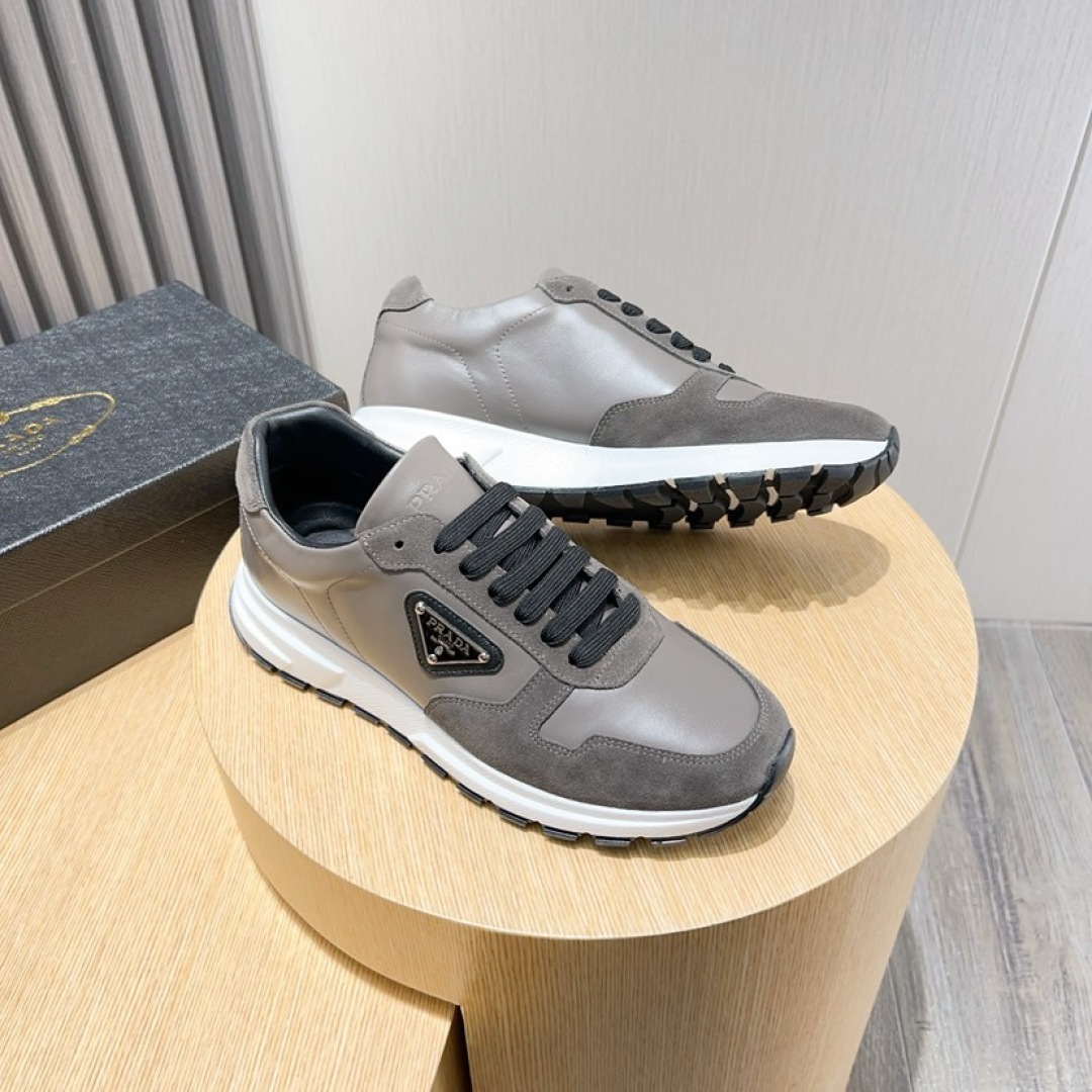 Prada Men's Leather and Suede Sneakers - Classic Style, Comfortable Fit 4 cmp i1744372031384 5555 0 2
