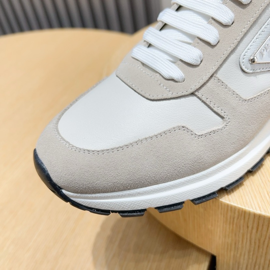 PRADA Men's Leather and Suede Low-Top Sneakers - Luxurious & Comfortable 8 cmp i1744372047552 287 0 6